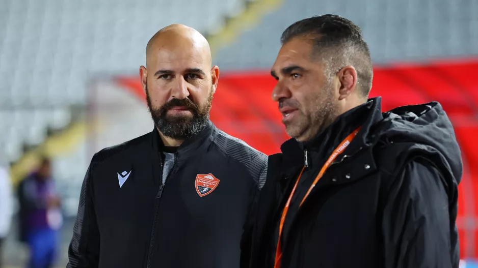 Από Χαραλάμπους, σε Χαραλάμπους