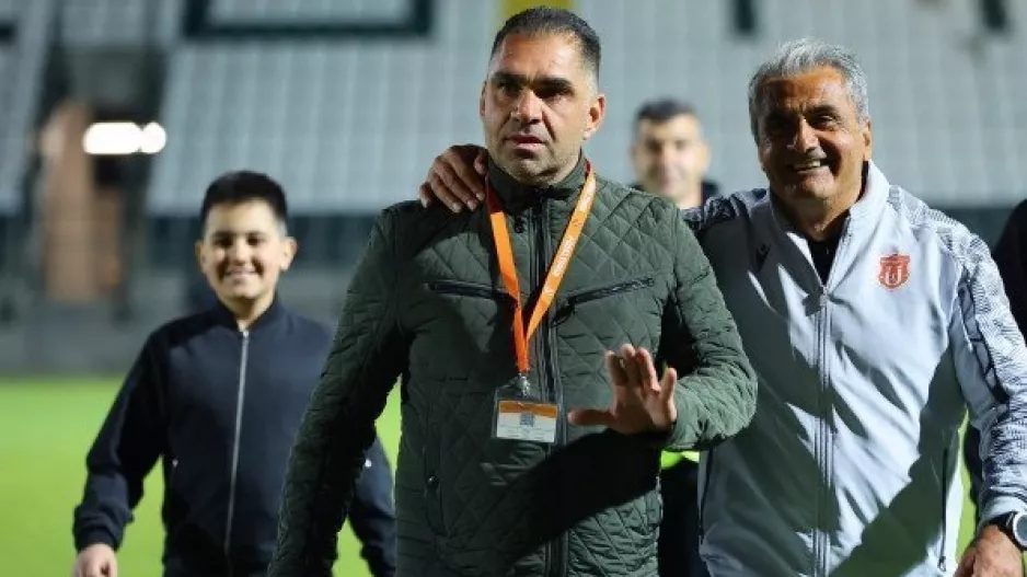 ΣΠΟΝΤΑ!