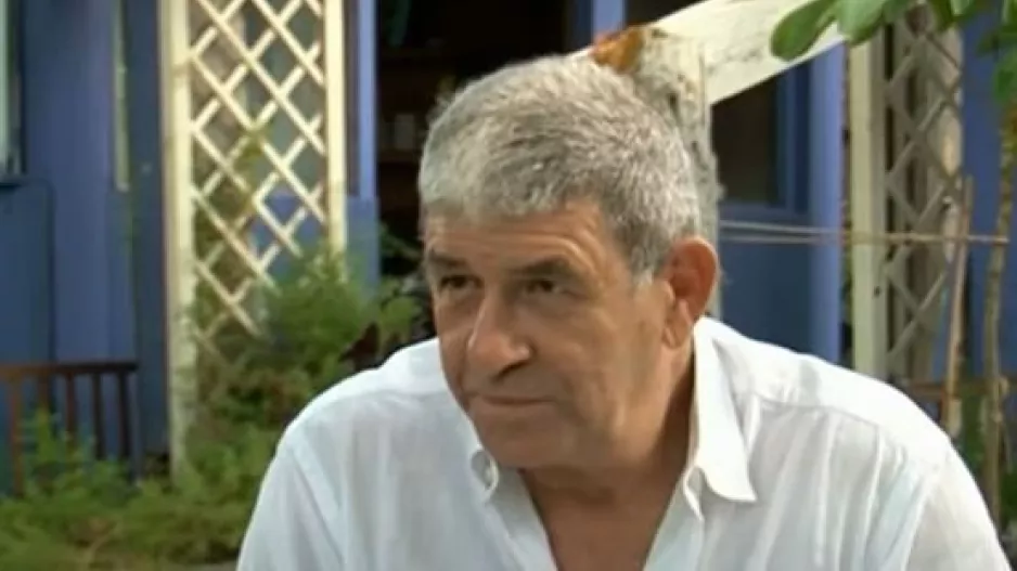 Ανακοίνωσε... Ανδρέα Αζά