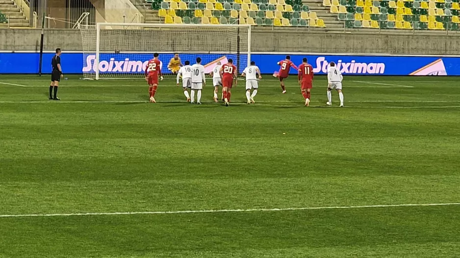 Back to back... στα πέναλτι