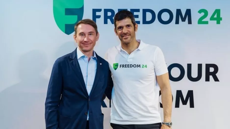 Η Freedom24 Super Grand Χορηγός για τον Παύλο Κοντίδη