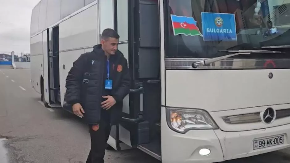 Βασικός ο Κοσταντίνοφ, πάγκο ο Μίντσεφ
