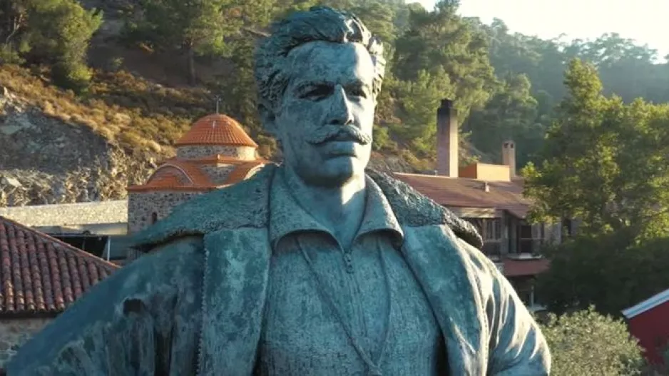 Σωματείο Απόλλων με βίντεο/"Το άγαλμα σου, Γρηγόρη μας"