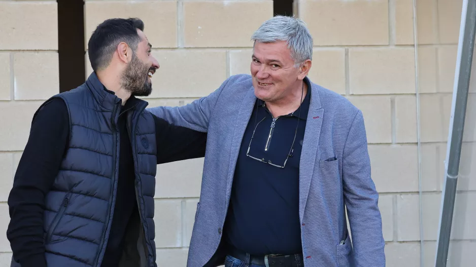 Αφιλόξενος... Πετράκης