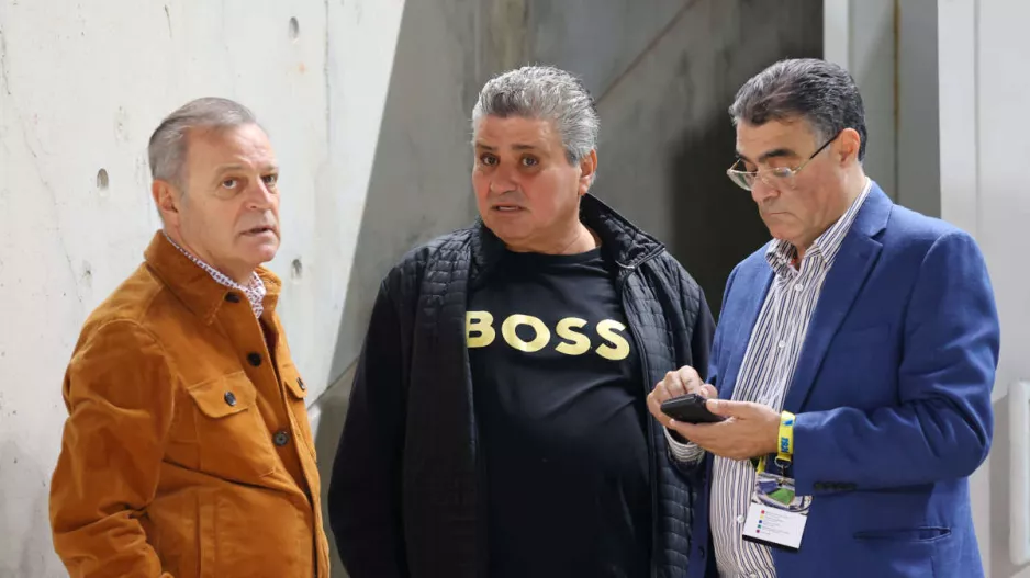 Καραβίδας...win!