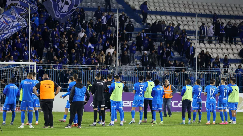 Τους αξίζουν... χαμόγελα