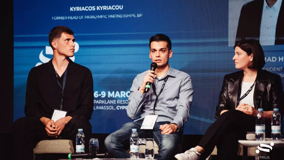 Ο Βλαδίμηρος Τζιωρτζής πήρε το βραβείο Αθλητισμός του Cyprus Diaspora Forum 2024