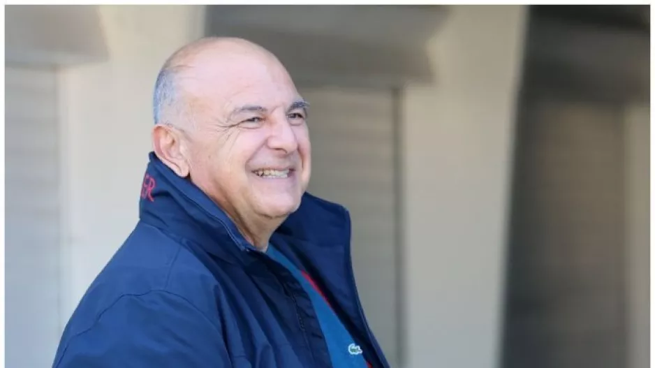 Πόσα... έσκασε ο Καραπατάκης
