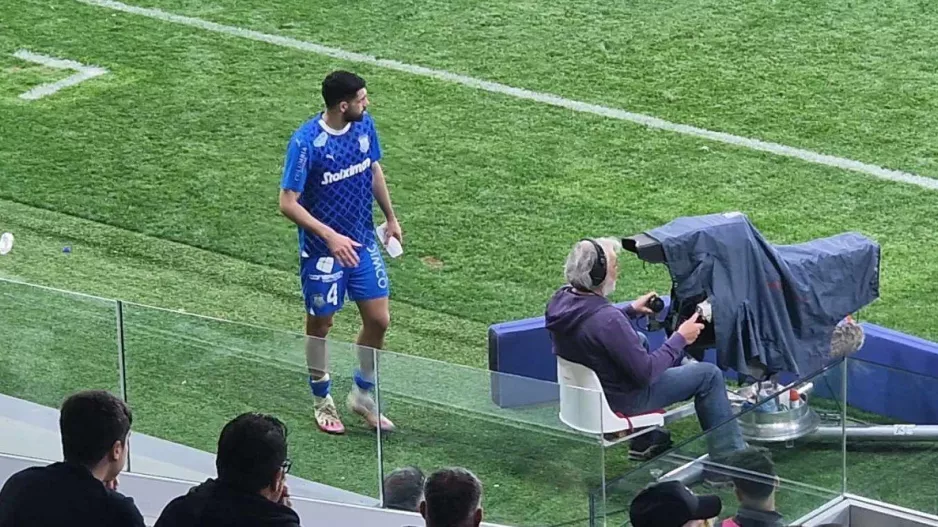 Πρόβλημα με Άδωνη