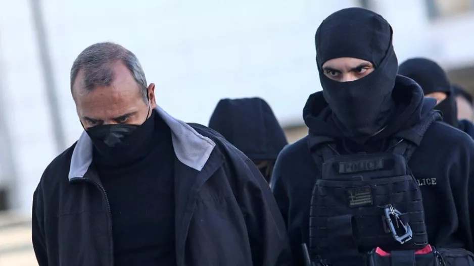 Ένοχος ο Μίχος για όλες τις κατηγορίες και για τον βιασμό της 12χρονης - Αθώα η μητέρα