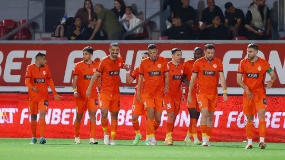 Με το 1,5 πόδι 