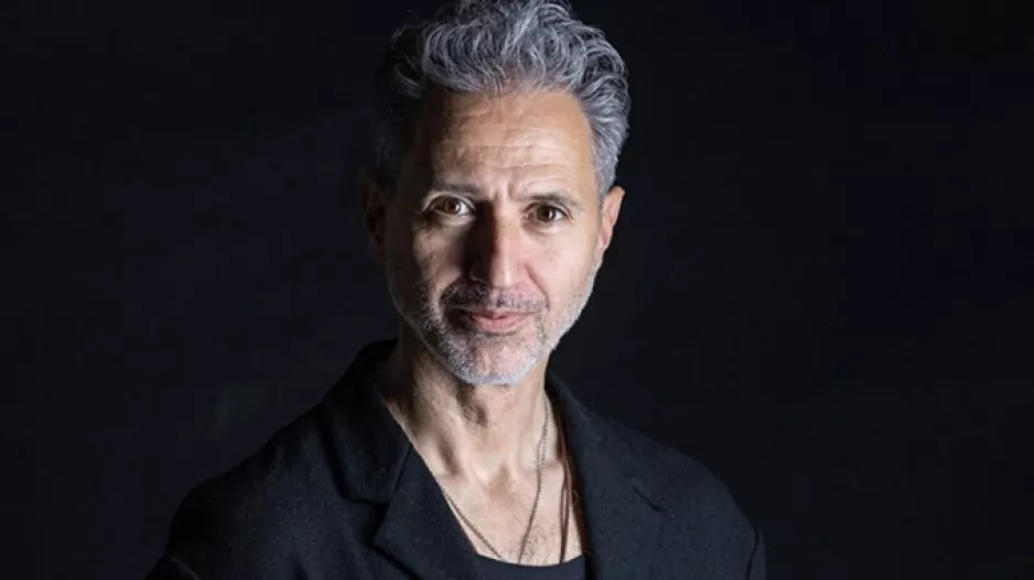 Μάχη για να κρατηθεί στη ζωή