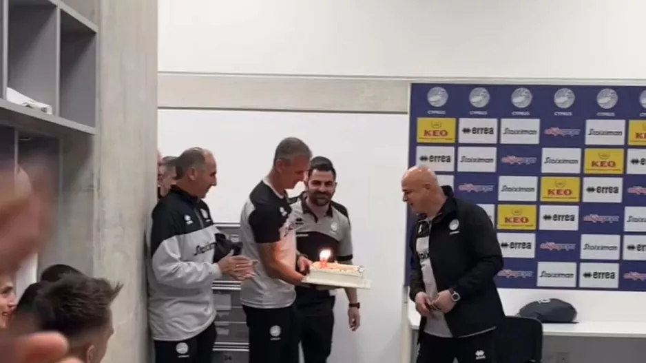 Βίντεο: Τούρτα στον Τιμούρ Κετσπάγια