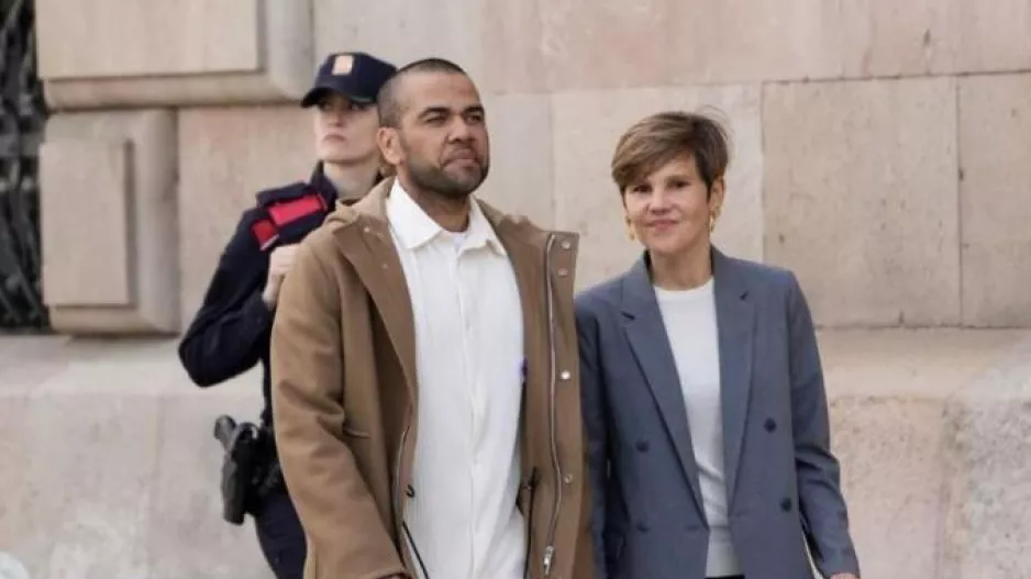 Πρώτη παρουσία του Άλβες στο δικαστήριο μετά την αποφυλάκισή του