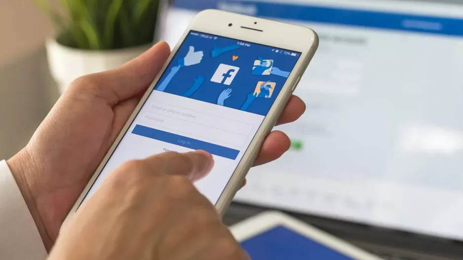 Λύθηκαν τα προβλήματα στο Facebook -Κανονικά τα μηνύματα του Messenger
