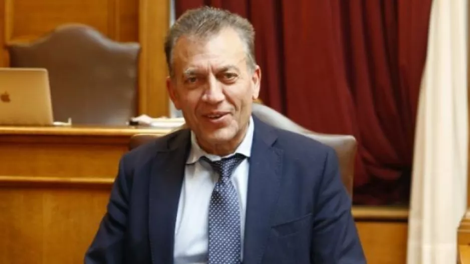 Aρνητικός ο Βρούτσης στην αλλαγή του νόμου για την Ένωση Διαιτητών