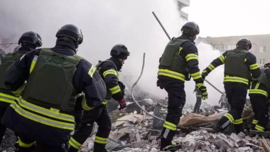 Ουκρανία: Tουλάχιστον 13 νεκροί από ρωσικό χτύπημα σε σχολείο στη Ντνίπρο