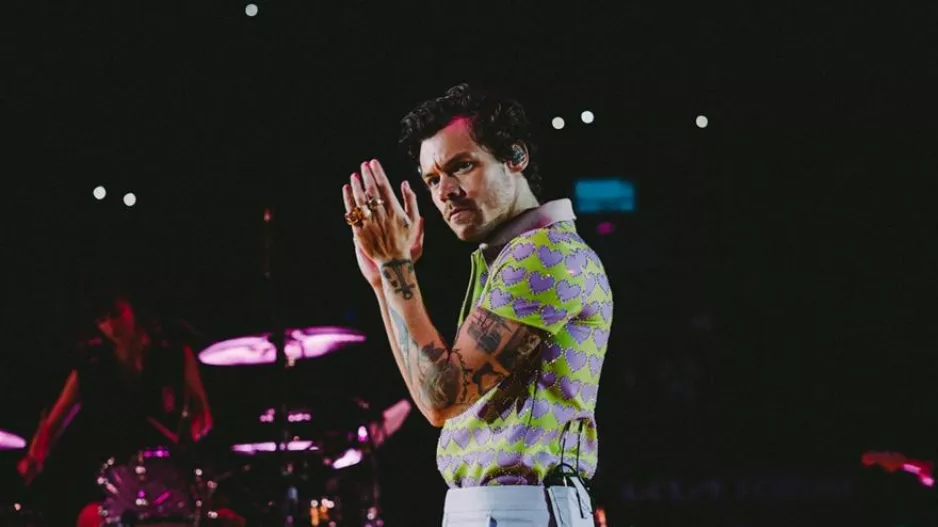 Harry Styles: Στη φυλακή θαυμάστρια-stalker του καλλιτέχνη – Τι συνέβη