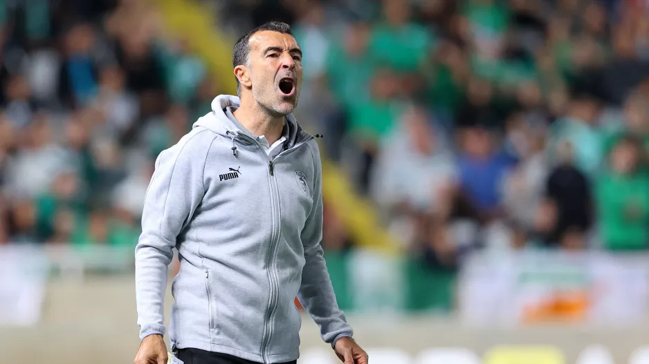 Μία απουσία και ένα ερωτηματικό