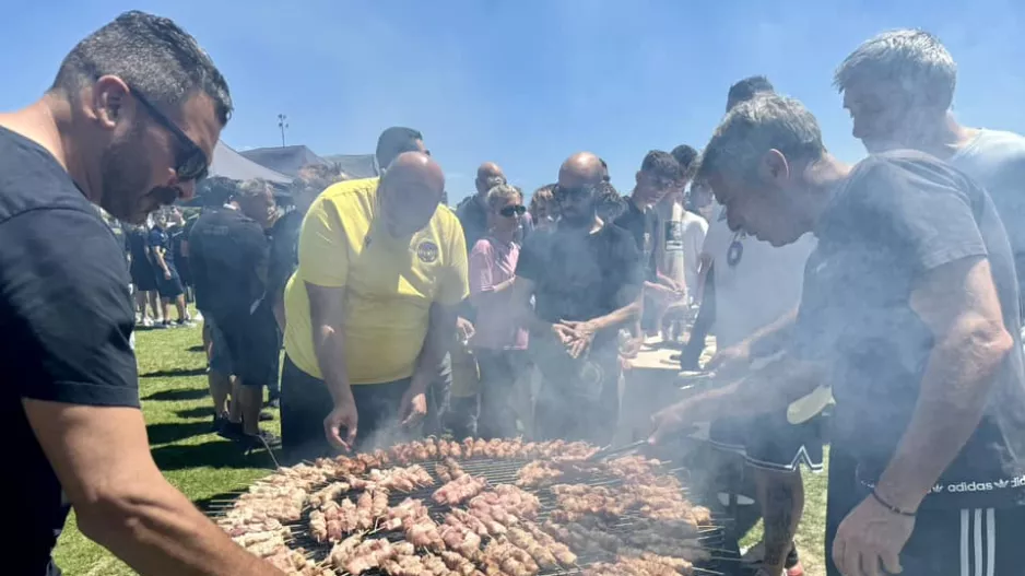 Φαγητό/ΑΕΛ