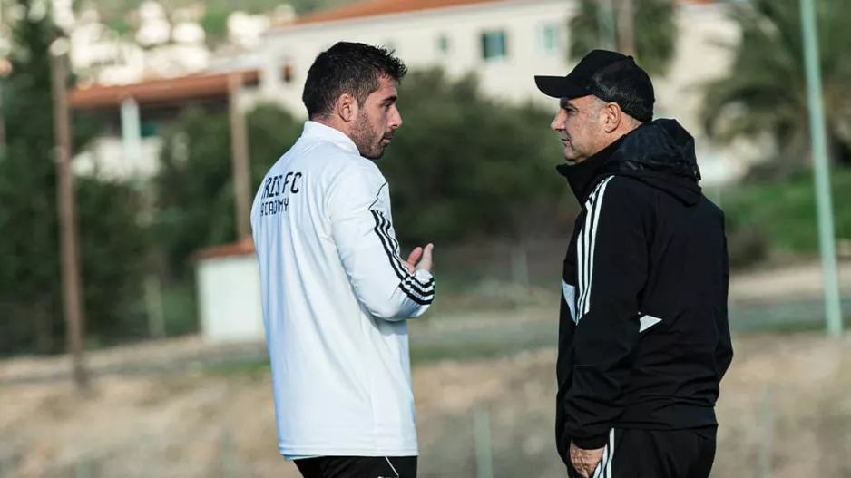 Τα ηνία στον Διονύση Διονυσίου 