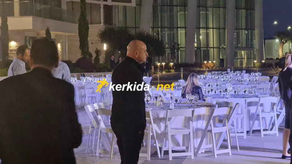 ΕΚΕΙ... ο Τιμούρ