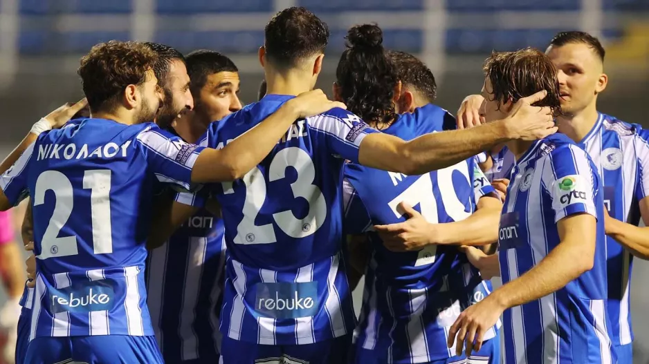 Ενδεκάδα με 8 Κύπριους 