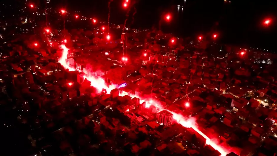 Το Pyroshow από ψηλά 
