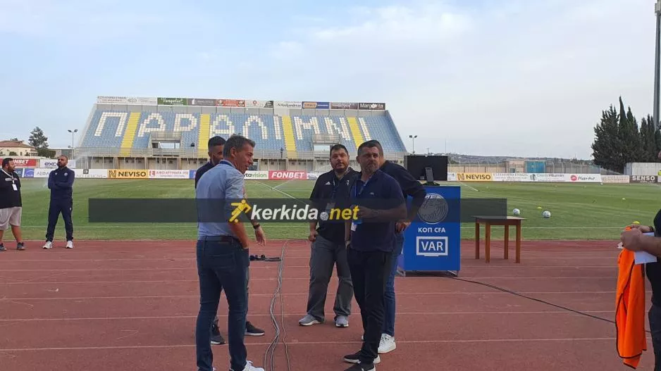 Κομμένος ο... Λάρκου!