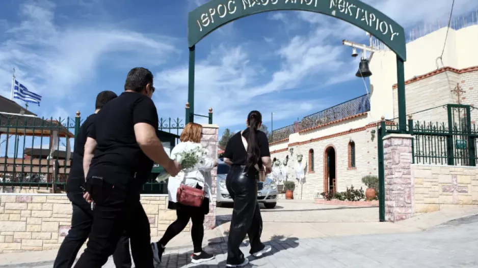 Άγιοι Ανάργυροι: Θλίψη στο «τελευταίο αντίο» για την 28χρονη Κυριακή