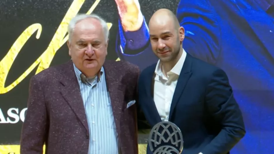 Ο Βασίλης Σπανούλης αναδείχθηκε προπονητής της χρονιάς στο BCL