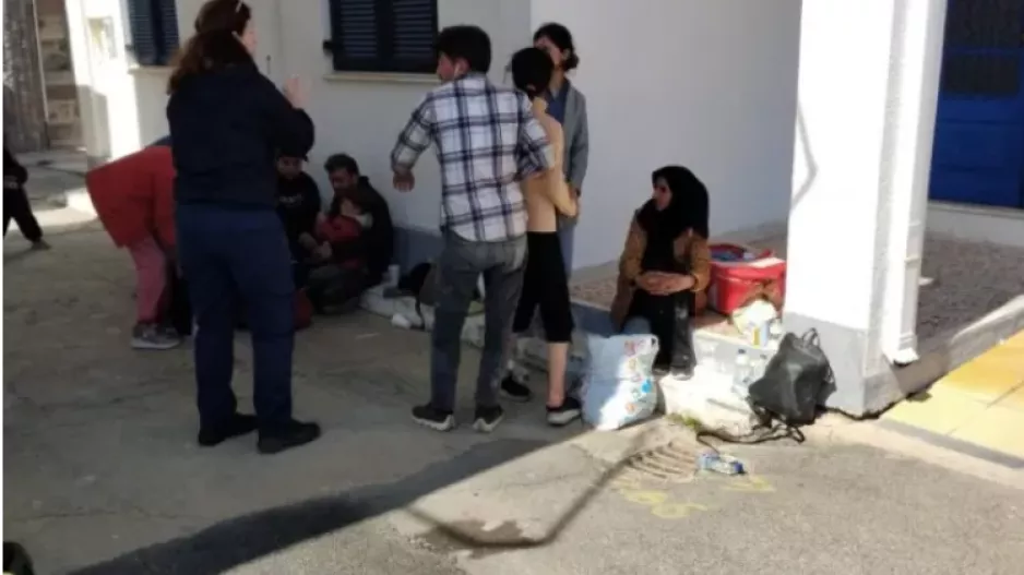 Τρία μικρά παιδιά - αδερφές 10, 7 και 5 ετών - νεκρά στο ναυάγιο μεταναστών