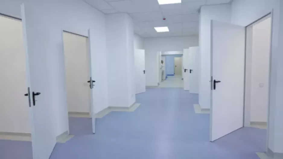 Πόλεμος στην Ουκρανία: Επείγουσα εκκένωση δύο νοσοκομείων στο Κίεβο υπό τον φόβο ρωσικών επιδρομών