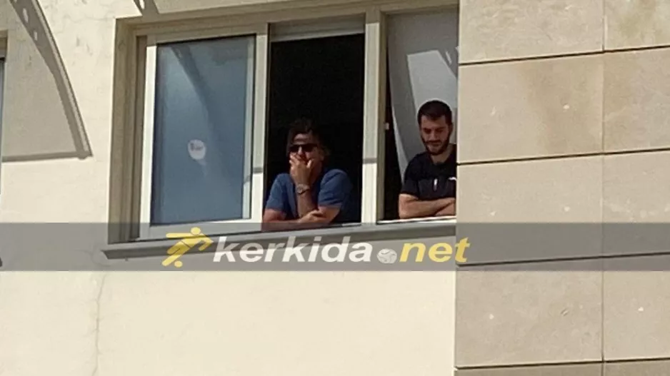 Από το παράθυρο... ο Σα Πίντο!