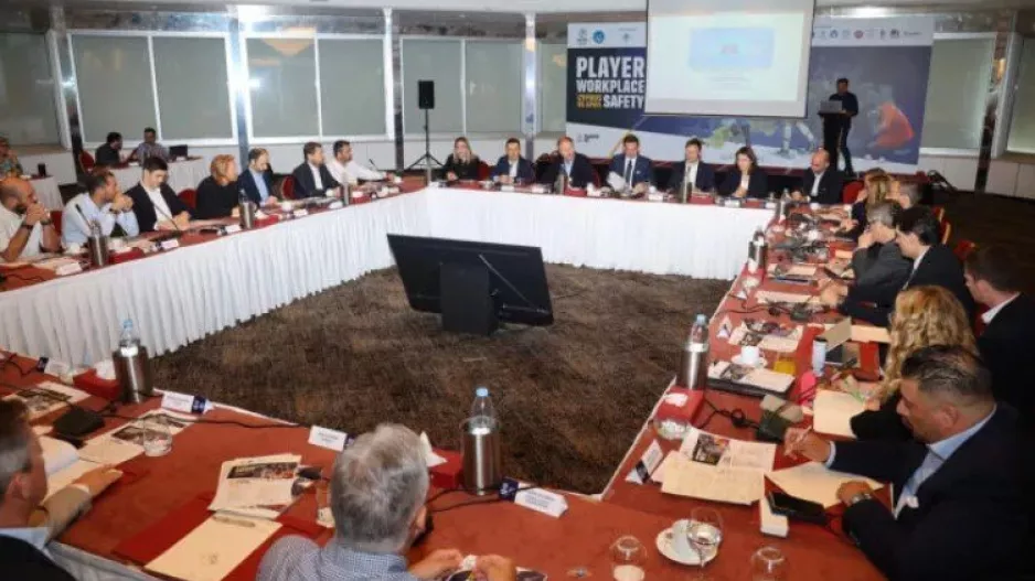 Η σύμβαση Saint-Denis και το βίντεο με Παπαγεωργίου – Βανά (Βίντεο)