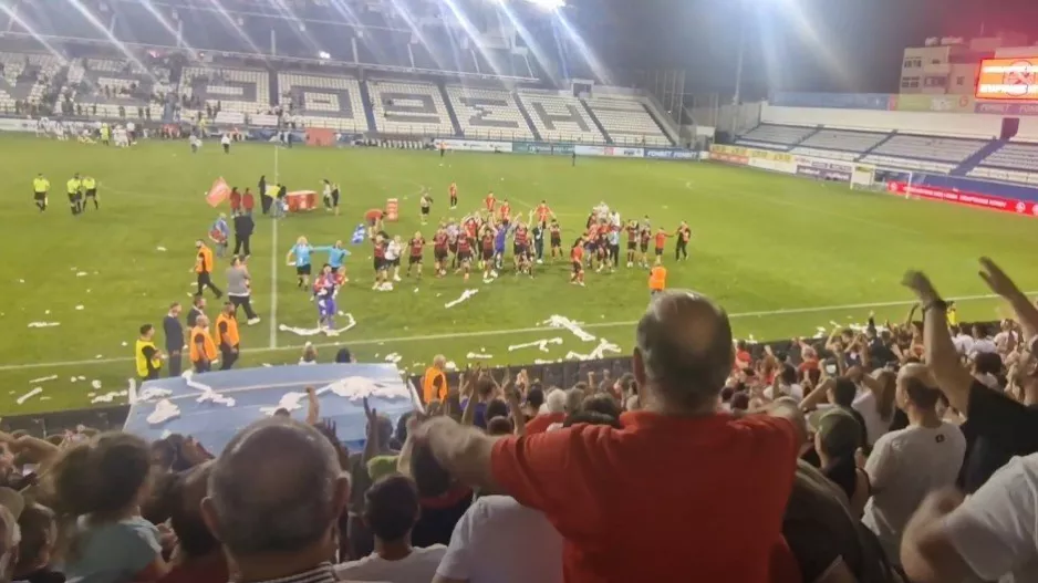 Το "ΟΛΕ" των Κυπελλούχων με τον κόσμο τους! (Βίντεο Kerkida)