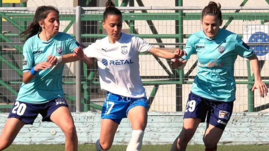 Apollon Ladies - Λευκοθέα Λατσιών διεκδικούν σήμερα το Κύπελλο