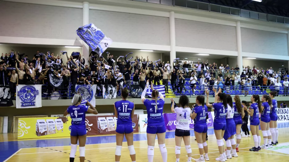 (ΒΙΝΤΕΟ Kerkida) "Γύρω μου φωτιές" με τις πετοσφαιρίστριες 