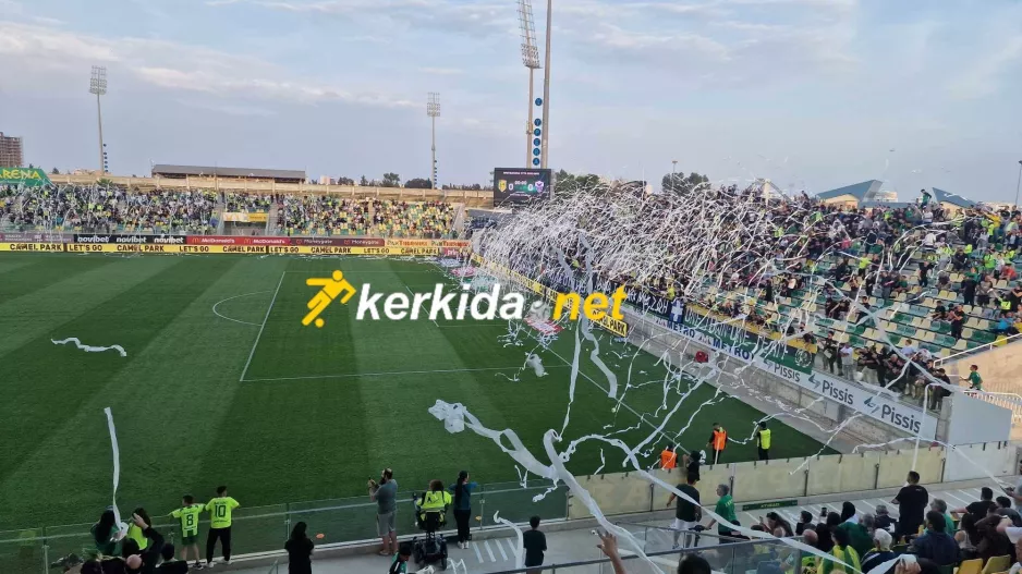 Είσοδος με... ρολά στην Αρένα (βίντεο/φώτος kerkida)