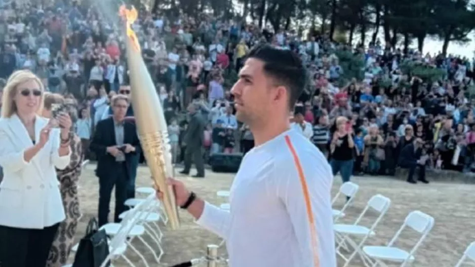 Ο Μπακασέτας μετέφερε την Ολυμπιακή Φλόγα στο Αρχαίο Στάδιο της Νεμέας 