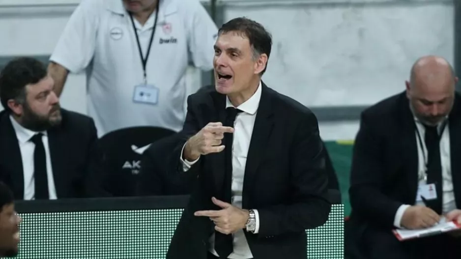 "Ο Γιαννακόπουλος μού επιτίθεται εδώ και μήνες-Μάλλον θέλουν να φύγω, αλλά με τιμάει αυτό"