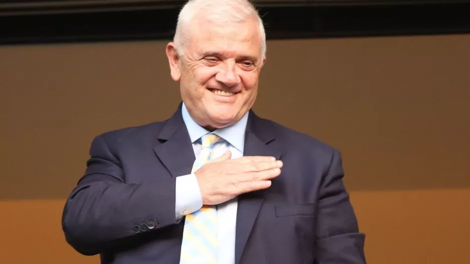 Μελισσανίδης για το ταξίδι στο Βελιγράδι: "Ας μας βομβάρδιζαν, αυτή ήταν η πιο σημαντική στιγμή στην ιστορία της ΑΕΚ"
