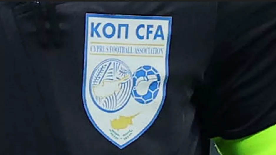 ΠΟΙΟΣ κορυφαίος;