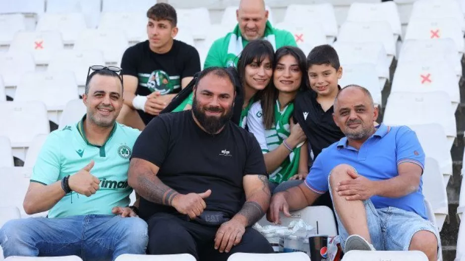 Συνεχίζεται η προπώληση για το "αιώνιο"