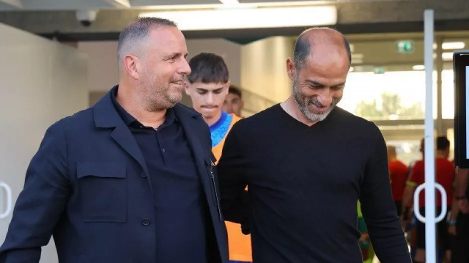 Χαμογελαστοί...οι προπονητές