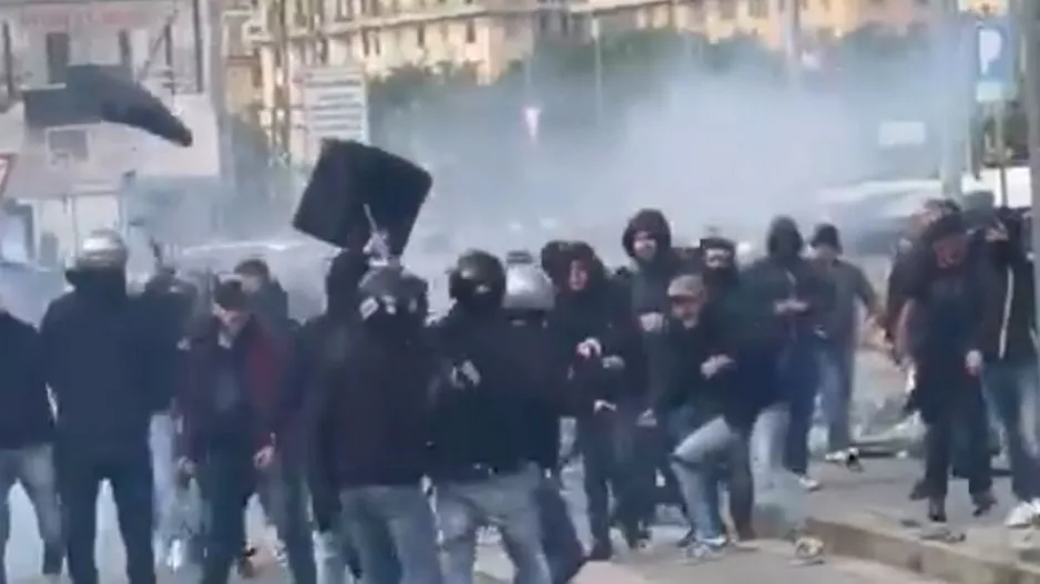 Τζένοα - Κάλιαρι: Άγριο ξύλο μεταξύ οπαδών πριν από την αναμέτρηση