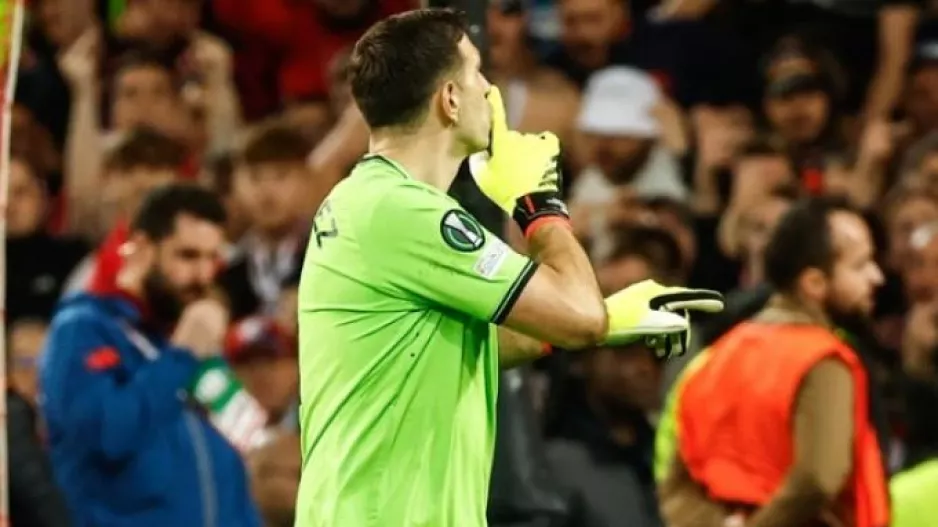 Έμερι: «Μιλάμε με την UEFA για την κίτρινη κάρτα του Μαρτίνες»