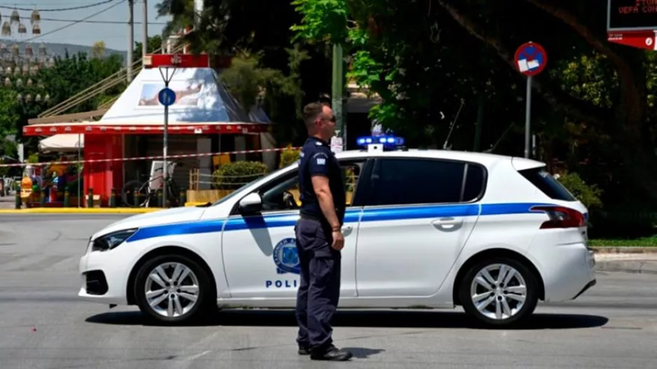 Συνελήφθη 48χρονος με μαχαίρι έξω από την OPAP Arena