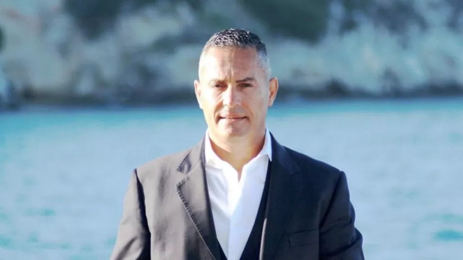 Τζον για ΑΠΟΕΛ και ΑΕΚ