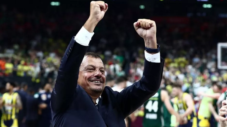 Υπόσχεση Αταμάν: «Αν αύριο το γήπεδο θυμίσει ΟΑΚΑ, θα το πάρουμε»
